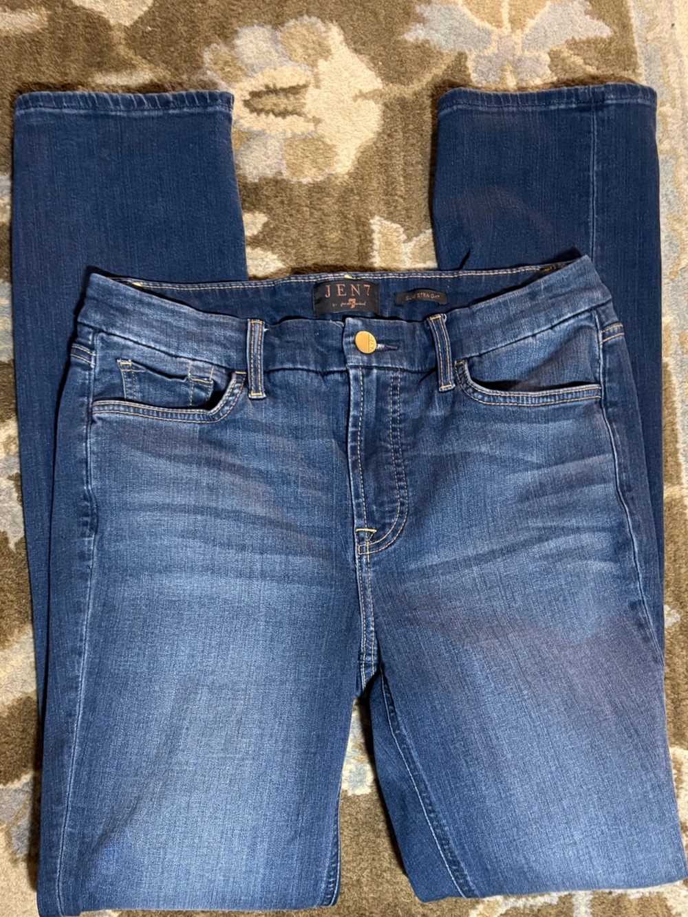 Women’s Stretch Slim Straight Jeans in Dark Blue